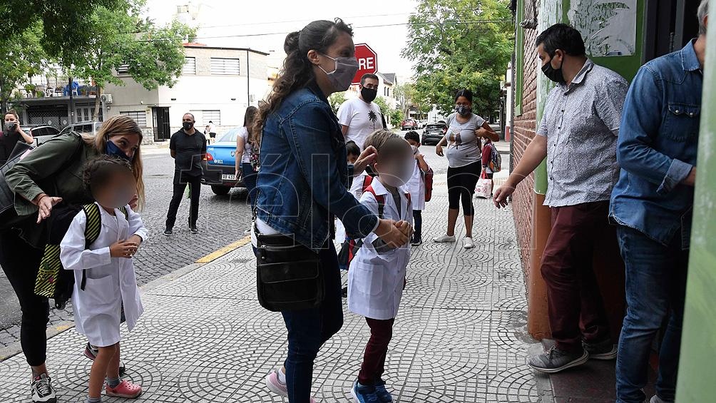 Los casos positivos sobre el total de estudiantes matriculados representa un 0.12 %. Los casos positivos sobre el total de estudiantes matriculados representa un 0.12 %.