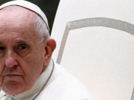 El Papa reclamó un salario básico universal y la reducción de la jornada laboral